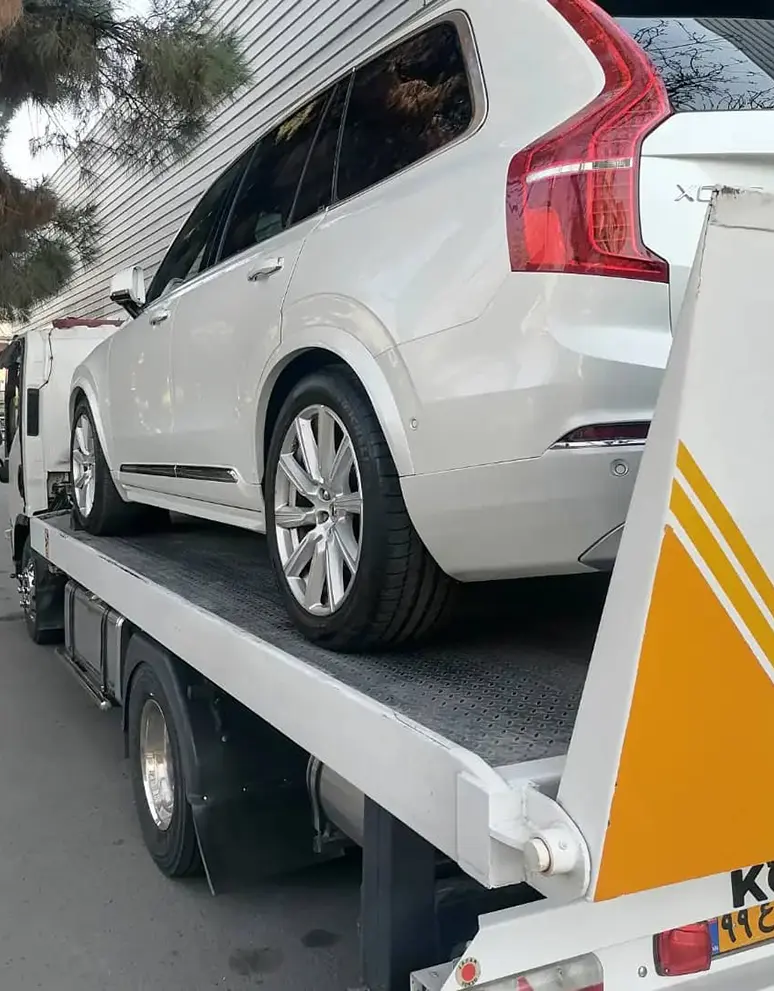 towing a car 1